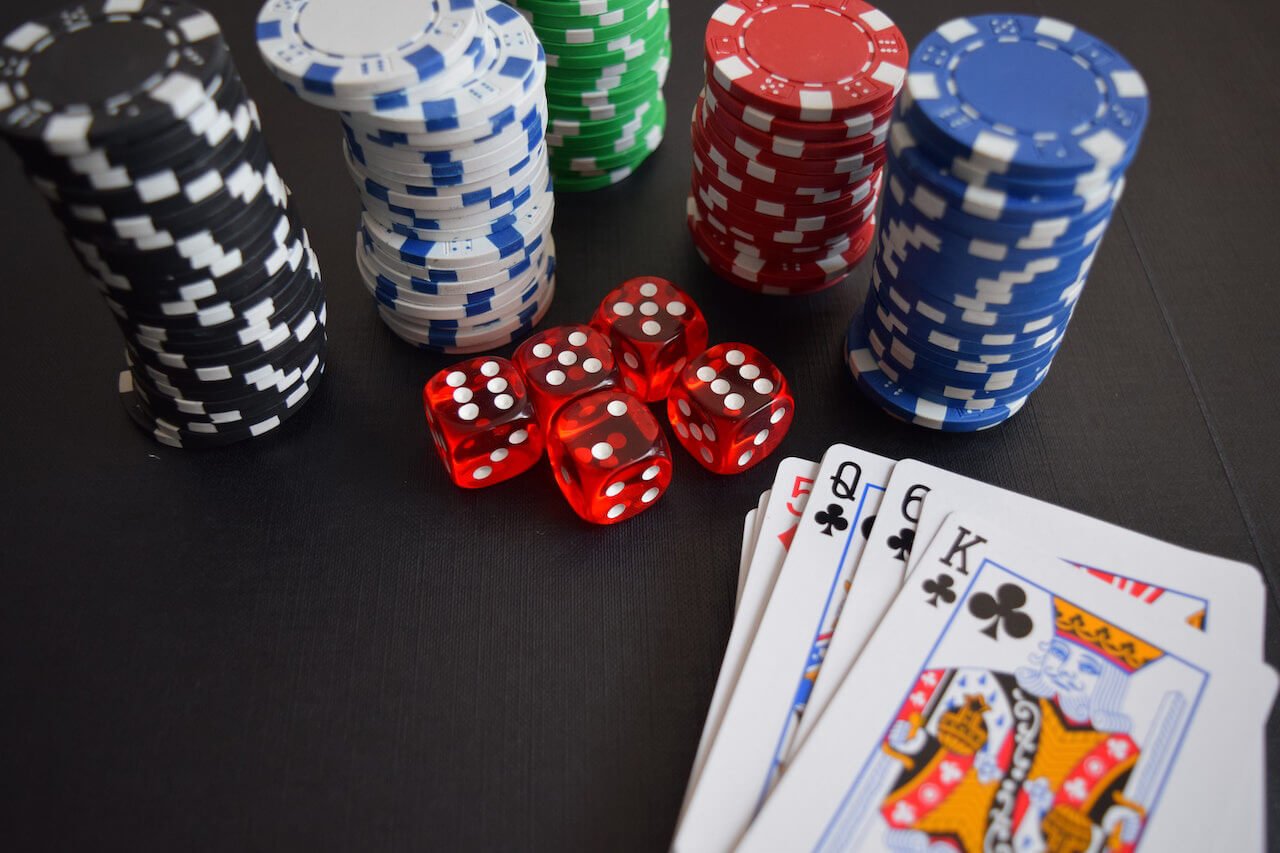 Reasons Why Online Casino Games are Gaining Popularity Among Players