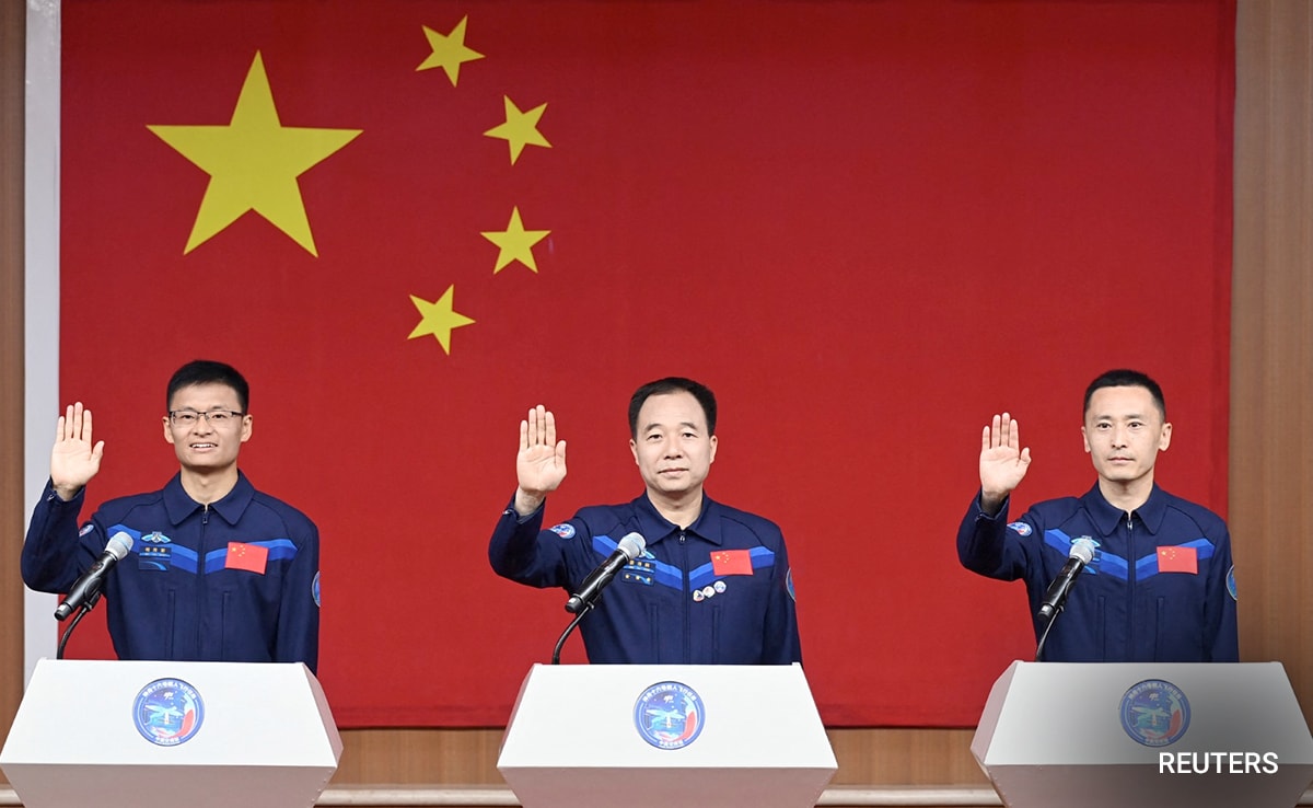 China Launches Shenzhou Mission To Space Station