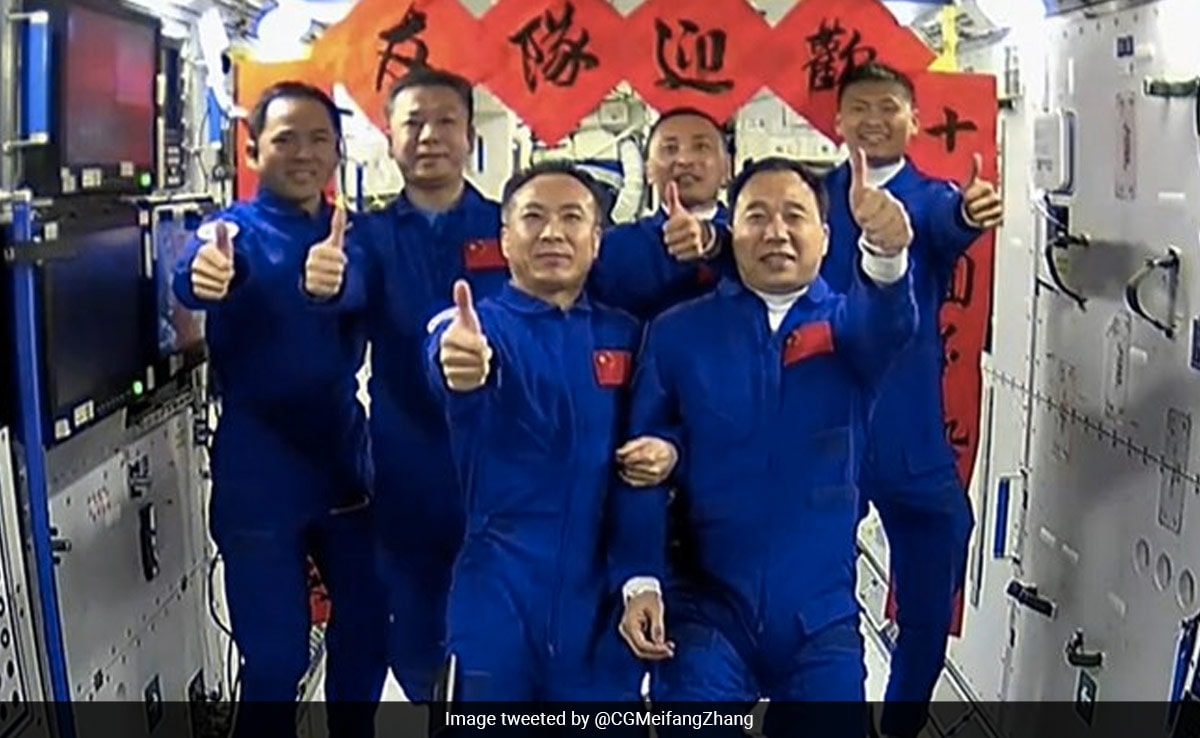 Chinese Mission With First Civilian Reaches Space Station