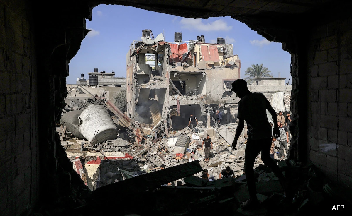 Israeli Military Official Says "No Humanitarian Crisis In Gaza Strip"