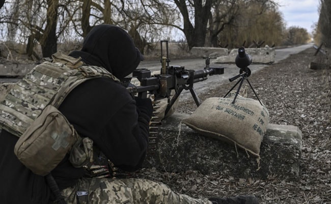 Video: Ukrainian Sniper Breaks World Record For Longest Kill