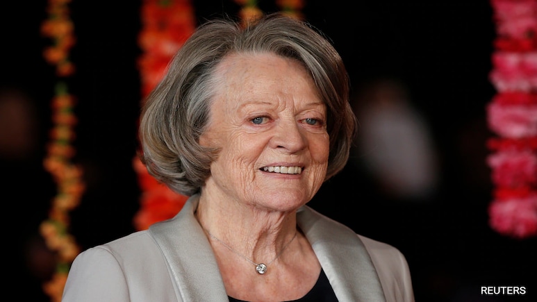 Maggie Smith, Beloved 'Downton Abbey' And 'Harry Potter' Actor, Dies At