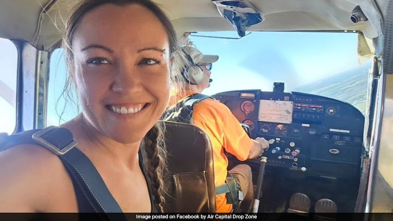 In Freak Accident, US Photographer Dies After Backing Into Plane Propeller