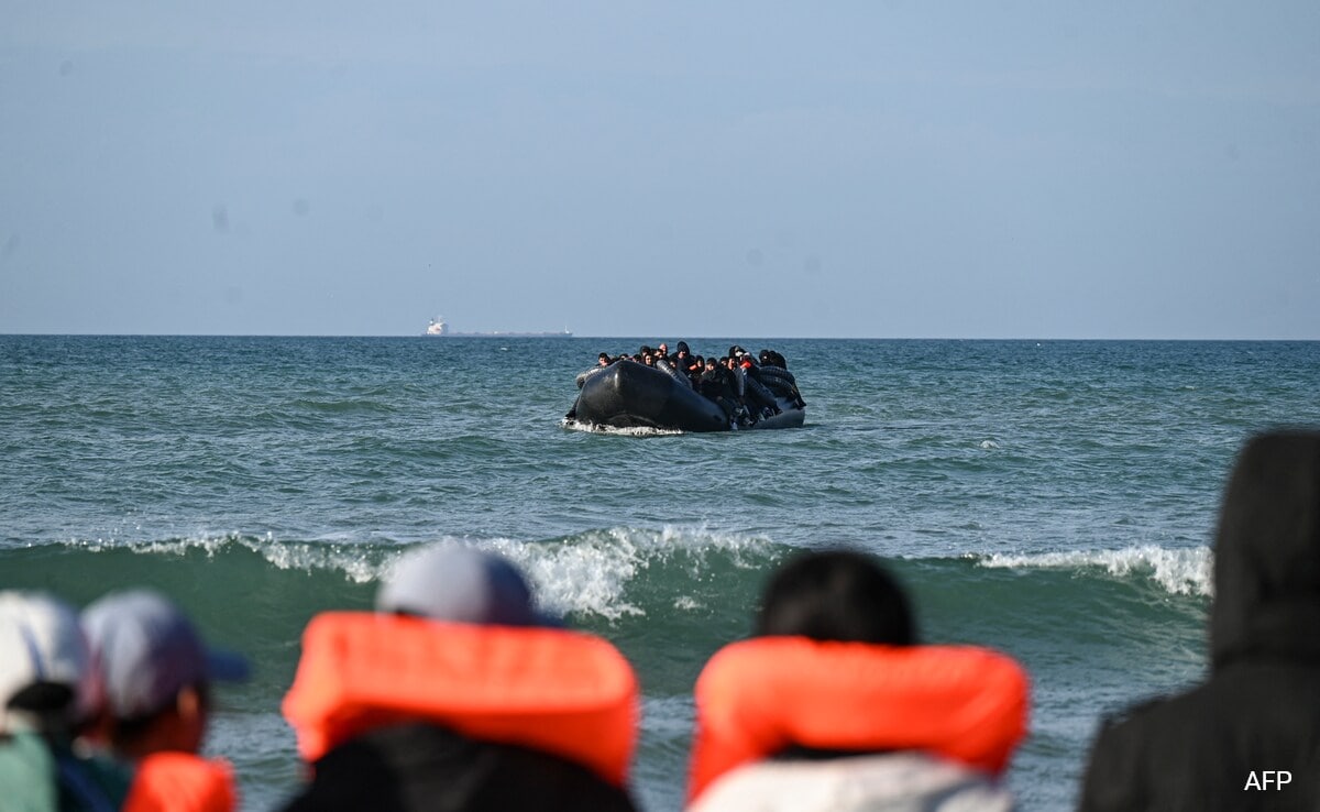 Indian Man Dies As Boat Deflates While Trying To Cross English Channel