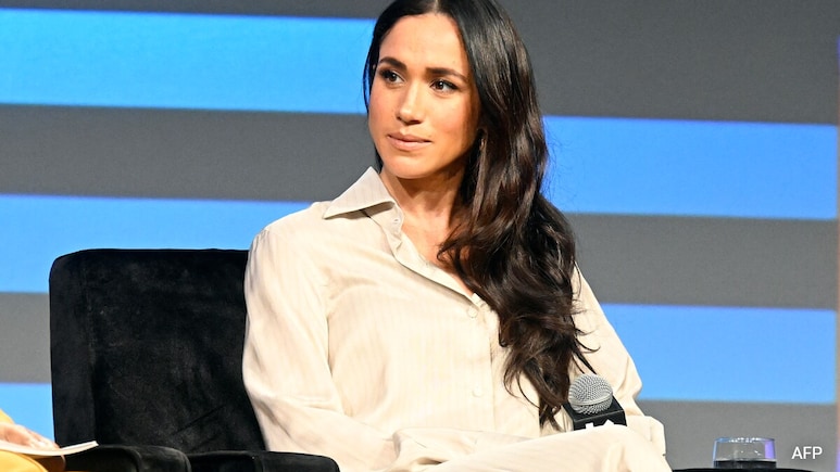 Meghan Seen Without Engagement Ring Amid Buzz About Separation From Harry