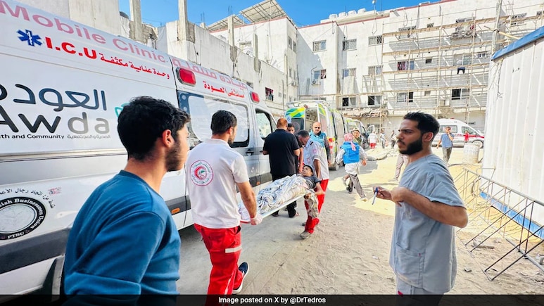 WHO Palestine Red Crescent Operation Resupply Hospitals In Northern Gaza