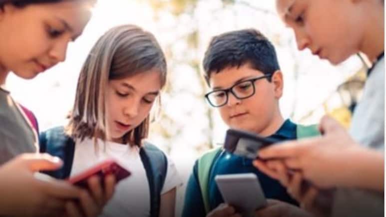 $ Million Fine For Flouting Australia's Social Media Ban For Under