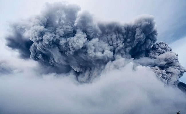 Airlines Cancel Flights After Volcanic Eruptions