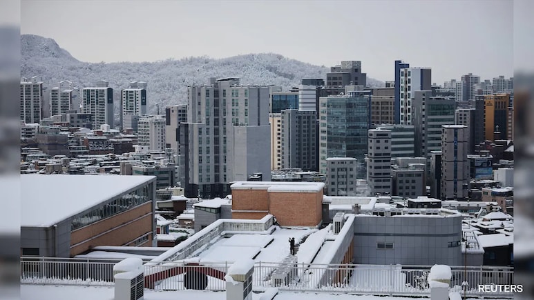 Blizzard Leaves South Korea Buried In Snow, rd Highest In Nearly Years