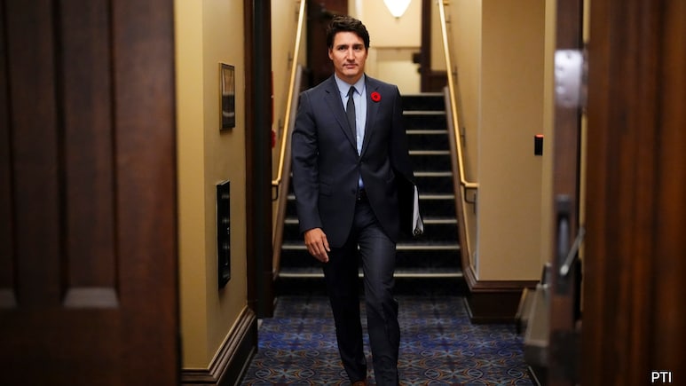 Canada’s Trudeau Arrives In Florida To Meet Trump Amid Tariff Threats