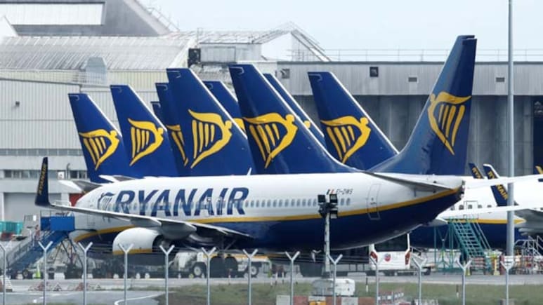 Chaos Erupts On Ryanair Flight After Passenger Dies Mid Air