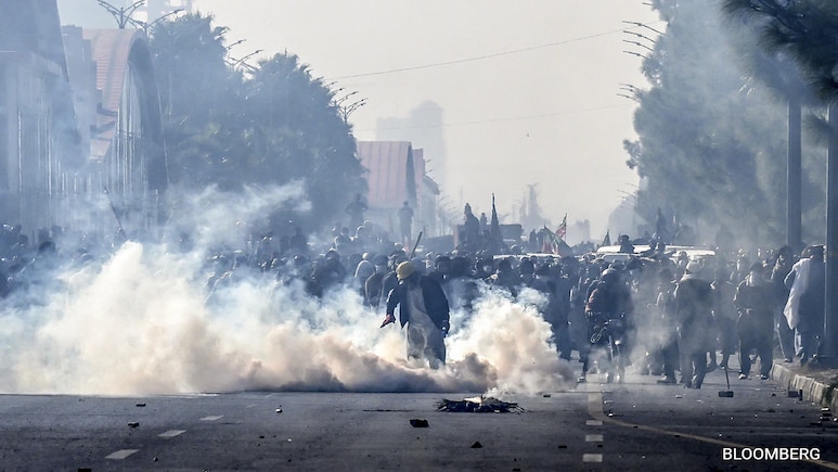 Imran Khan's Party Ends Pakistan Protest After Crackdown