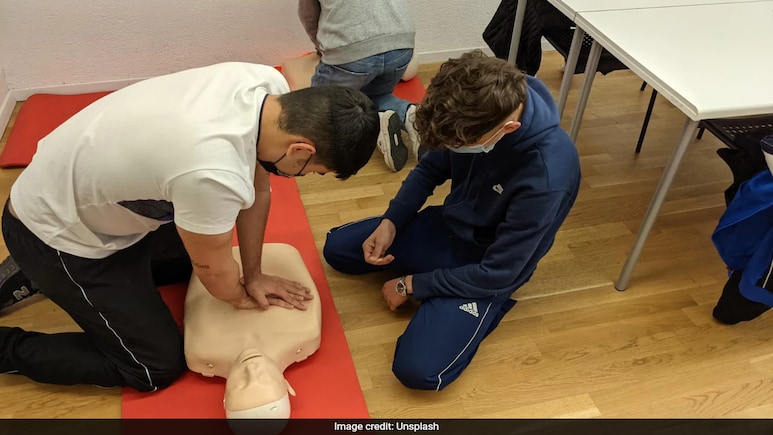 Learning CPR On Manikins Without Breasts Puts Women's Lives At Risk: Study
