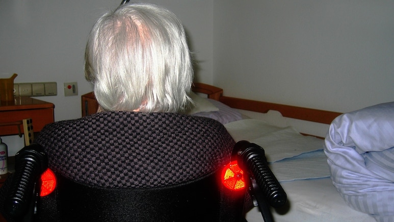 New AI Tool Helps Detect Alzheimer's Linked Behaviours Decades Early