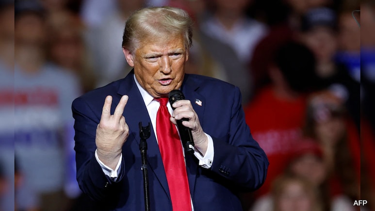 Trump Makes Risky Last Ditch Effort: Campaigns In New Mexico And Virginia