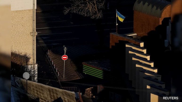 Ukraine Foreign Minister Calls Russia's Nuclear Threats "Saber Rattling"