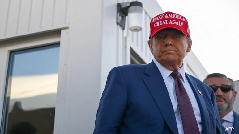 US Colleges Urge Foreign Students To Return Ahead Of Trump's Swearing In