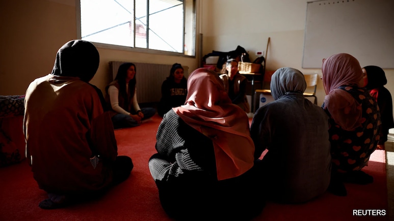 With Little Water, Displaced Lebanese Women Worry About Periods