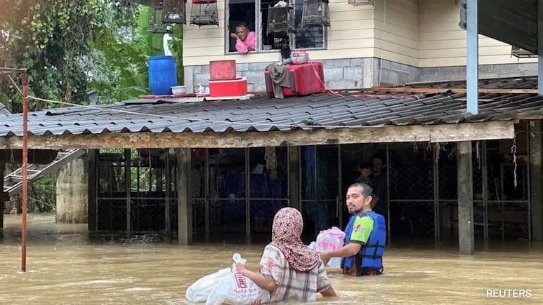 Killed As Thailand And Malaysia Face Worst Floods In Decades