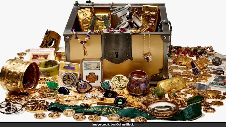 Millionaire Hides $ Million Treasure Across US