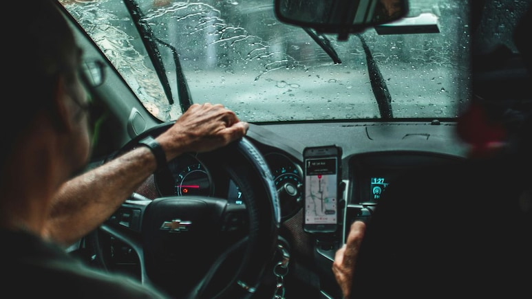 Uber Bill Shoots Up To Rs , For km Ride, Influencer Later Gets Refund