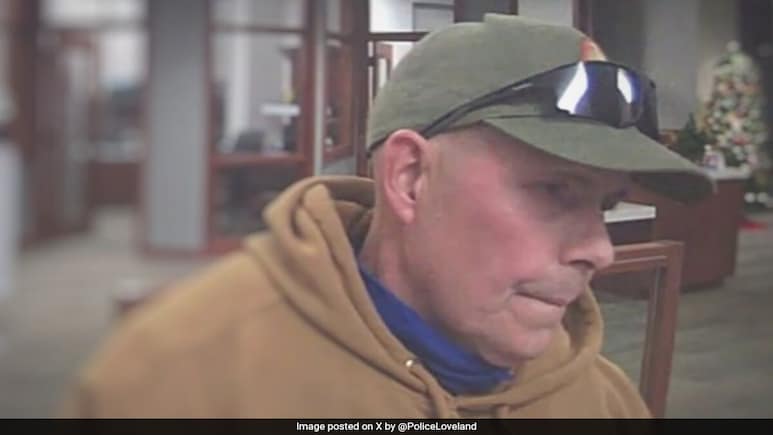 Bank Robbery Attempt Falls Through Over Unreadable Handwritten Note In US