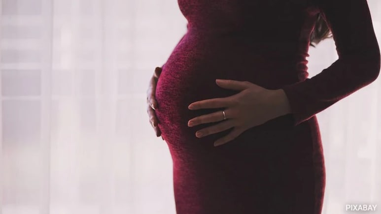 Chinese Woman Discovers She's Pregnant, Gives Birth Hours Later