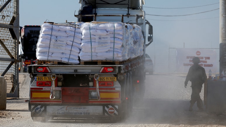 First Trucks Carrying Aid Arrive In Gaza Under Israel Hamas Truce Deal: UN