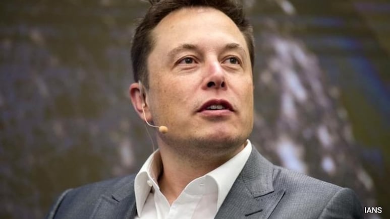 Gamers Tear Into Elon Musk For "Faking" Video Game Prowess