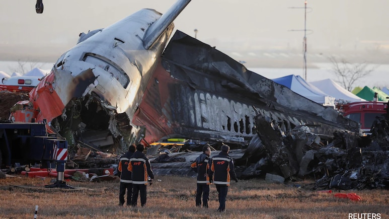Jeju Air's Black Boxes Stopped Recording Minutes Before Crash: South Korea