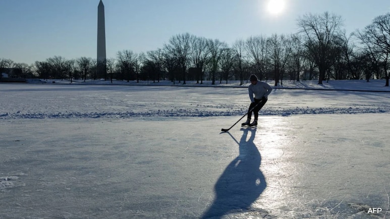 US Braces For Freezing Weather Fueled By Polar Vortex