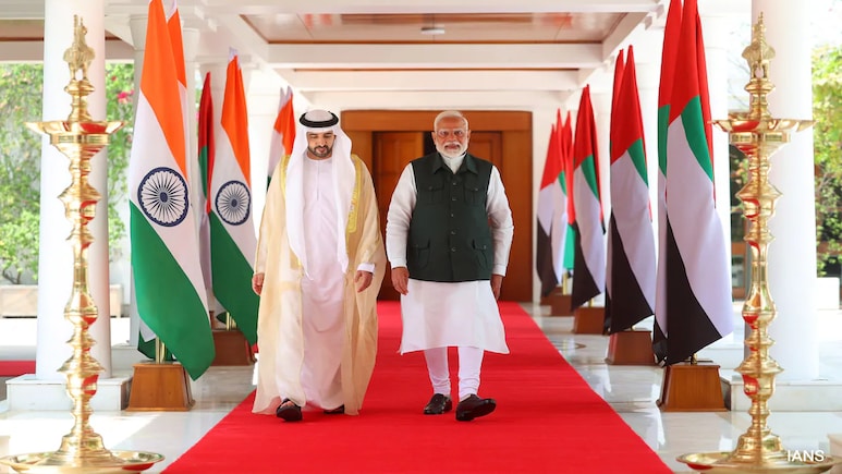 Dubai Crown Prince Gifts Replica Of His Grandfather's Traditional Cloak To PM
