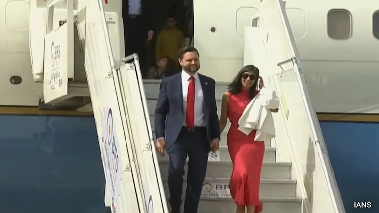 Trump's Global Trade War Hangs Over JD Vance's India Visit