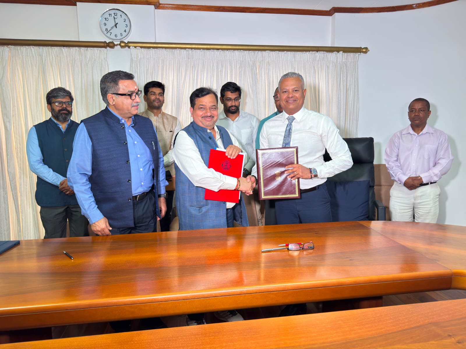 H E Sebastien Pillay, Vice President of the Republic of Seychelles, and Dr K P Mahadevaswamy, Chairman Managing Director, NBCC (India) Limited